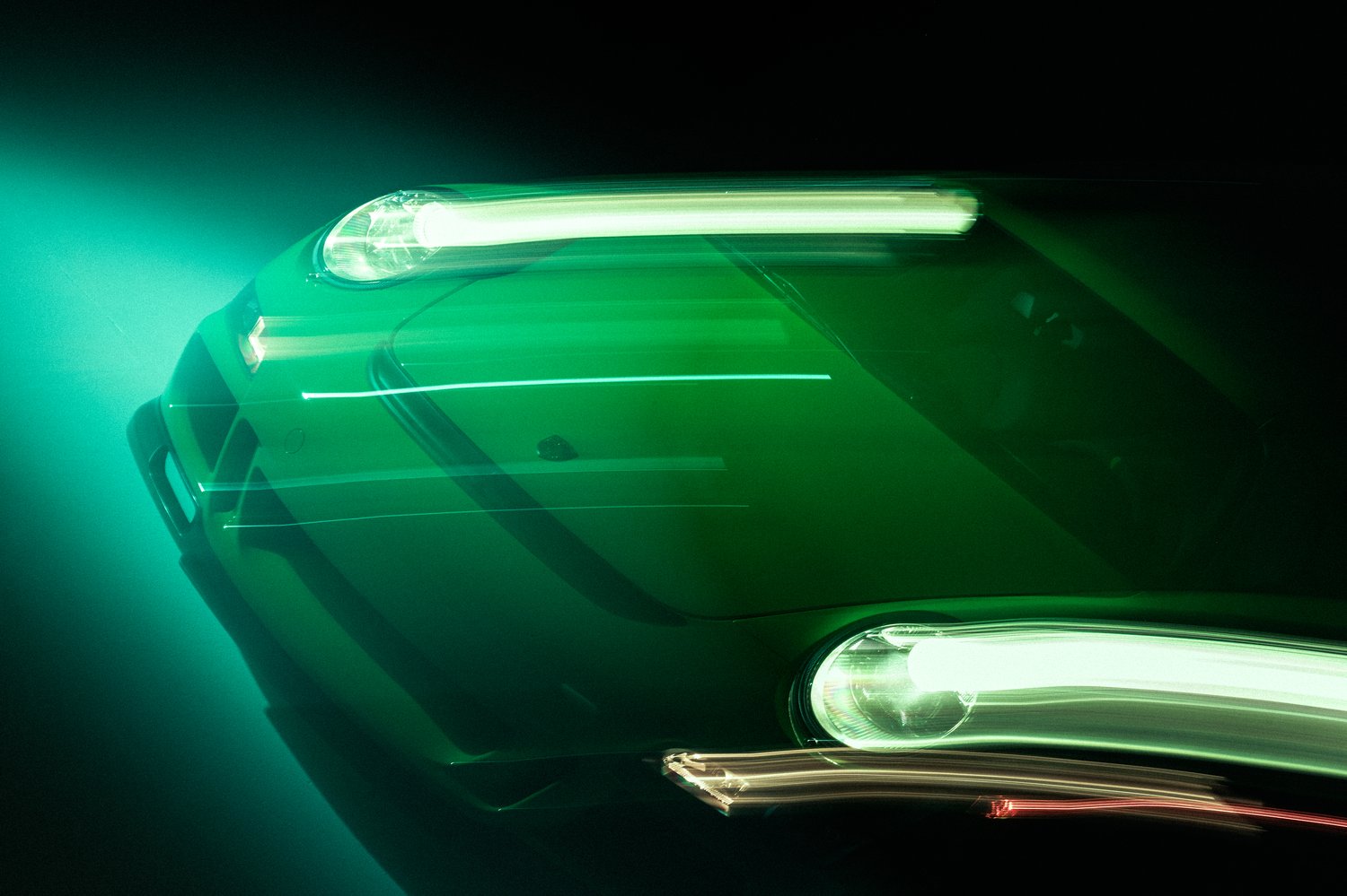 Time Capsule Porsche GT3 RS Achieves Record $498,000 Sale