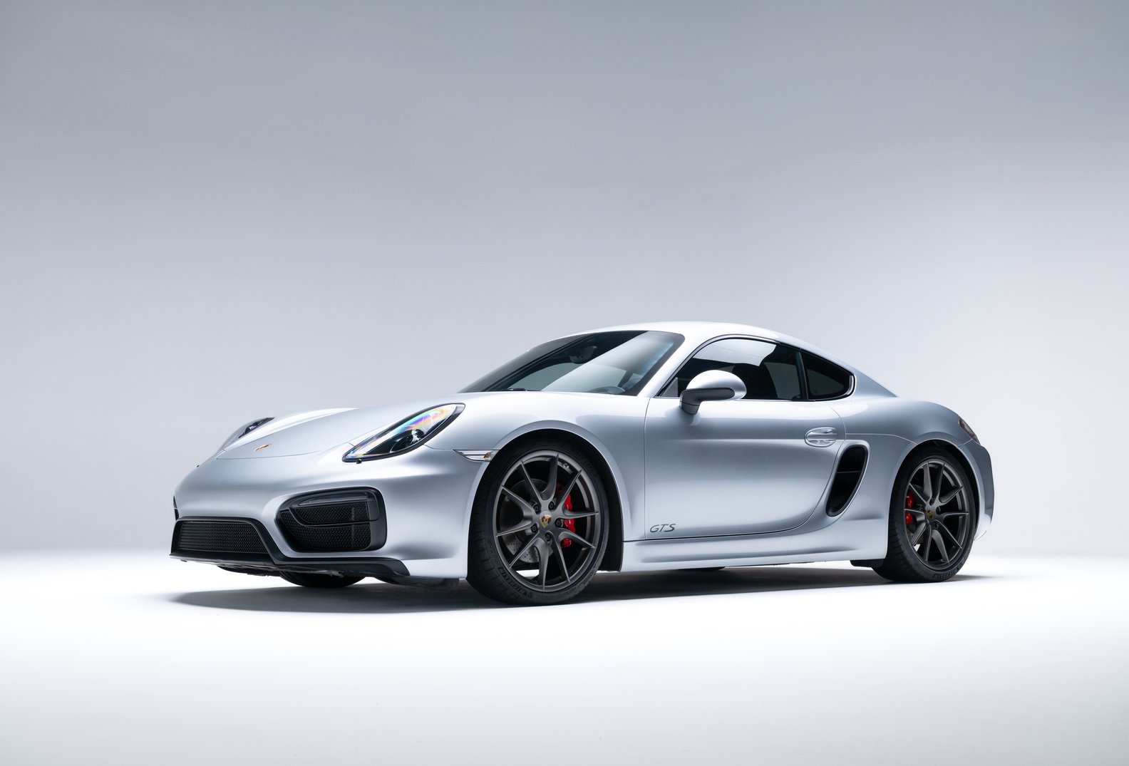 2015 Porsche Cayman GTS exterior view