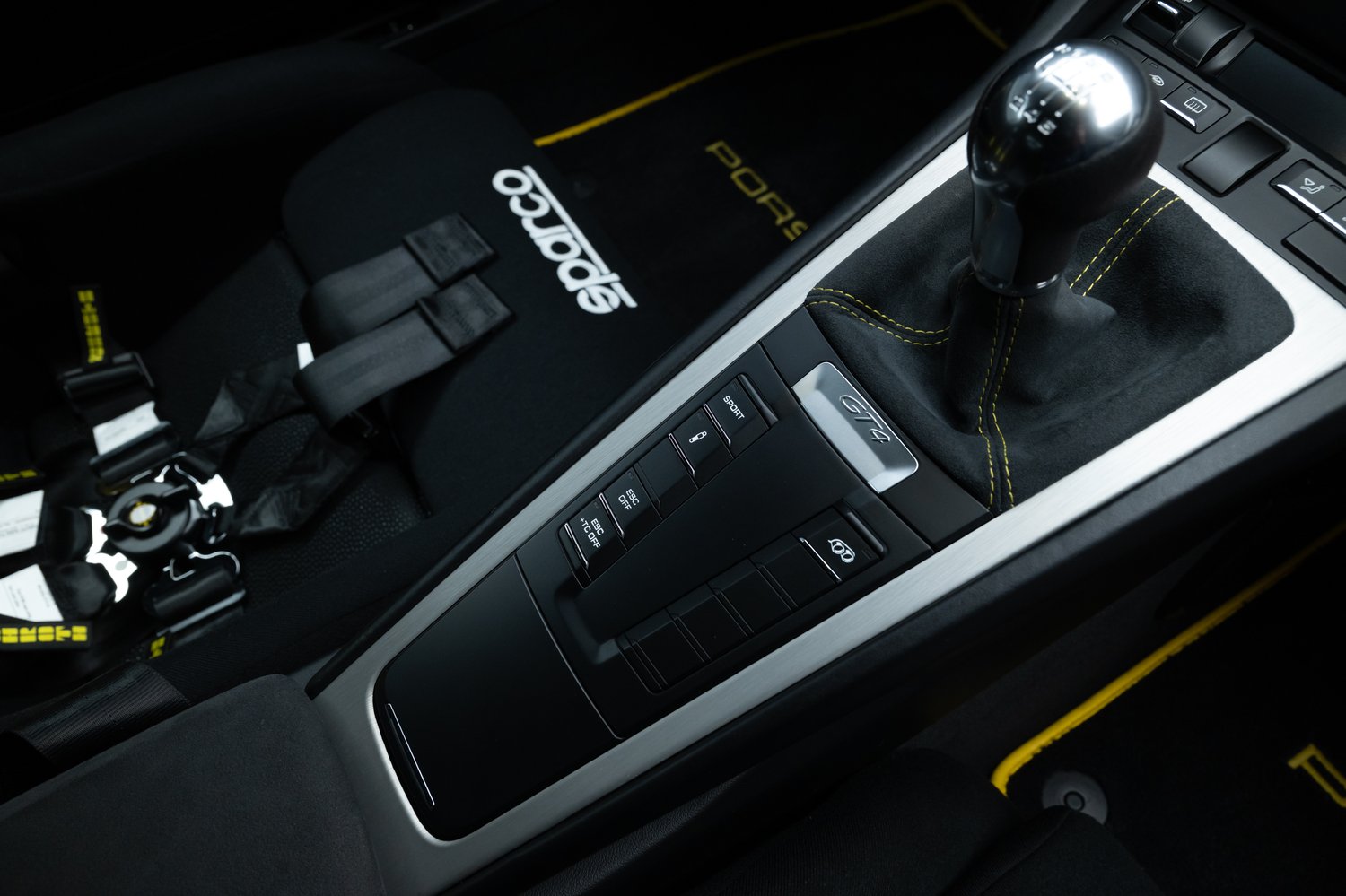 2016 Porsche Cayman GT4