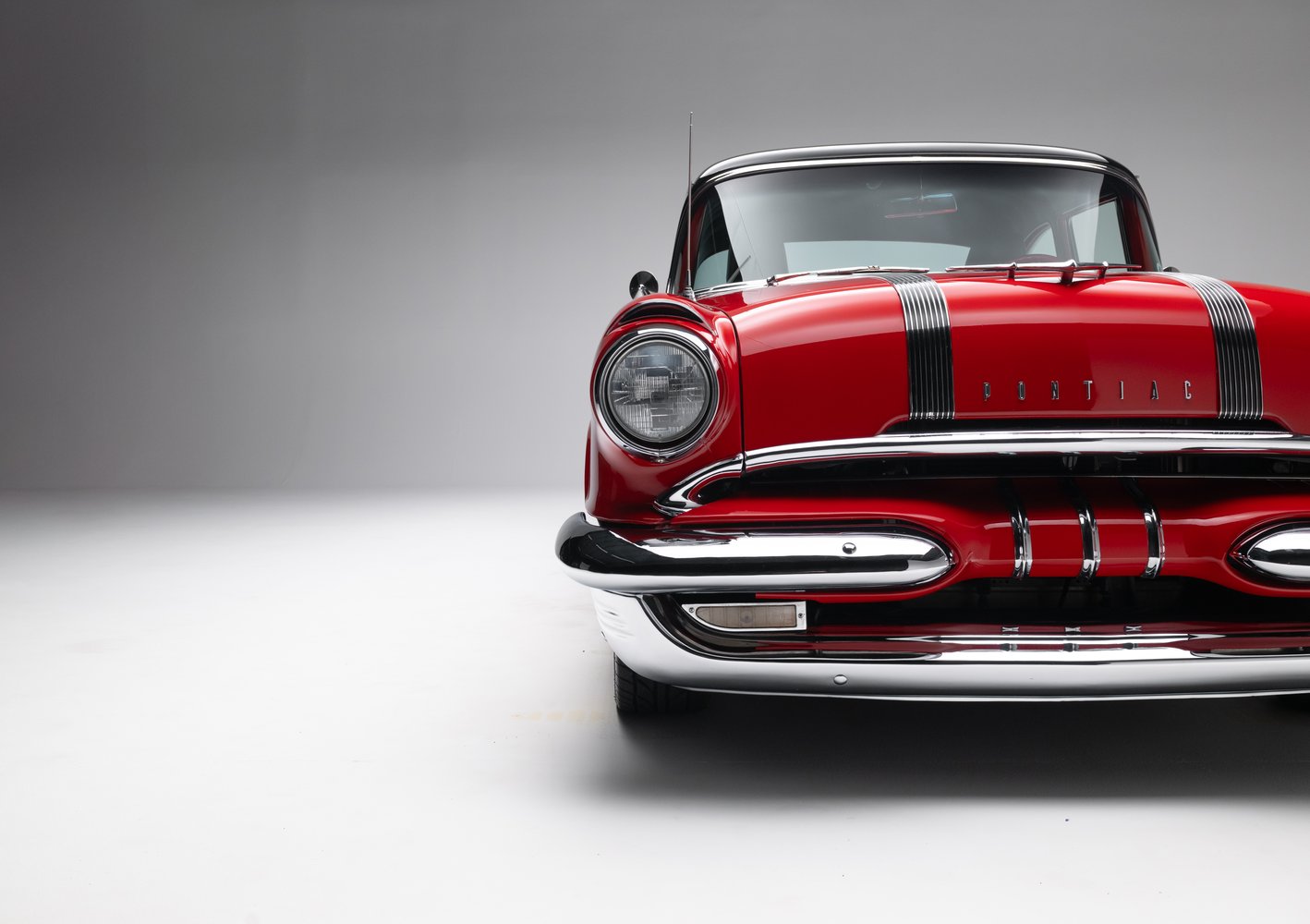Restomod 1955 Pontiac Chieftain Sells for $35,550 on Bring a Trailer