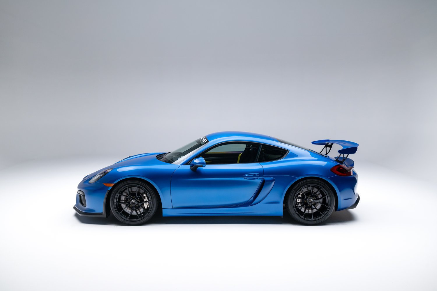 2016 Porsche Cayman GT4