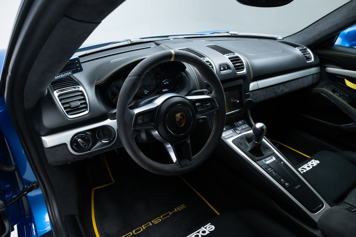 2016 Porsche Cayman GT4