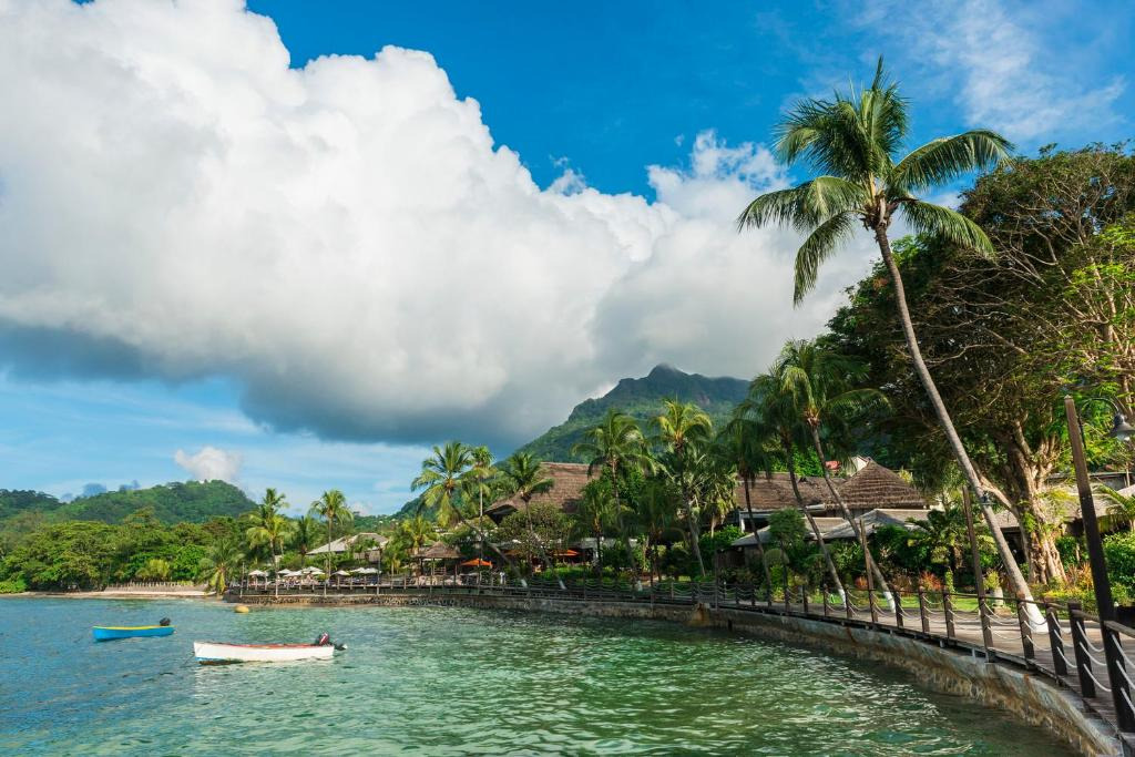 Fishermans Cove Resort