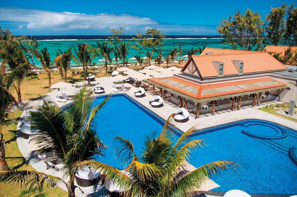 Crystals Beach Resort Belle Mare