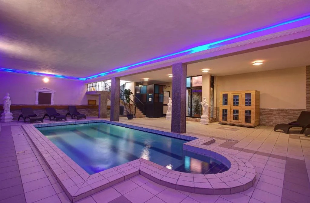 Hotel Canifor