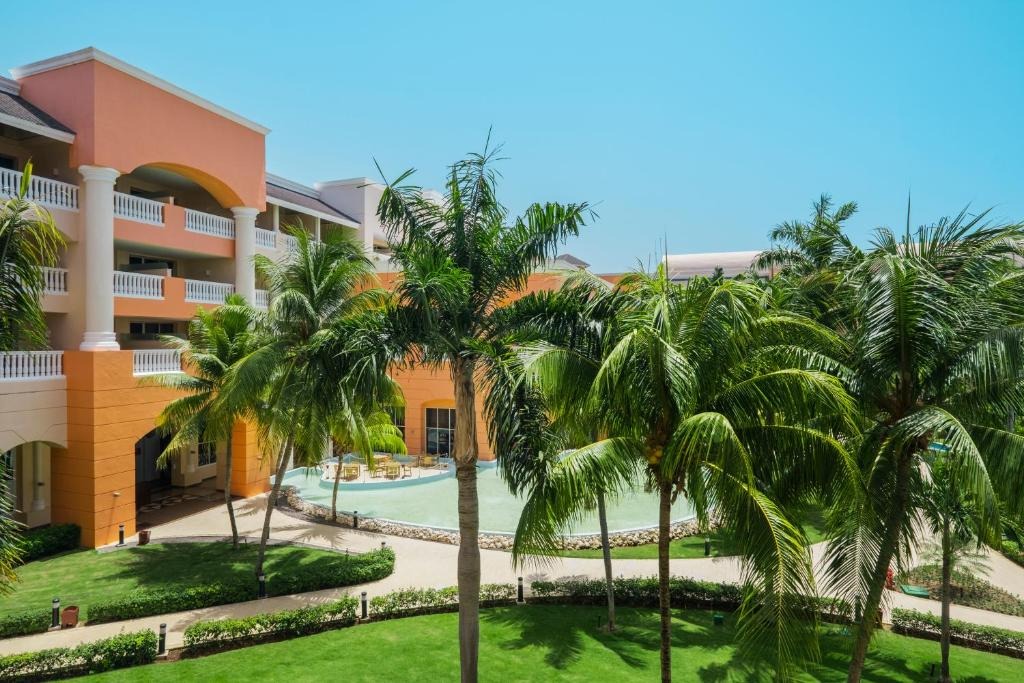 Iberostar Selection Rose Hall Suites