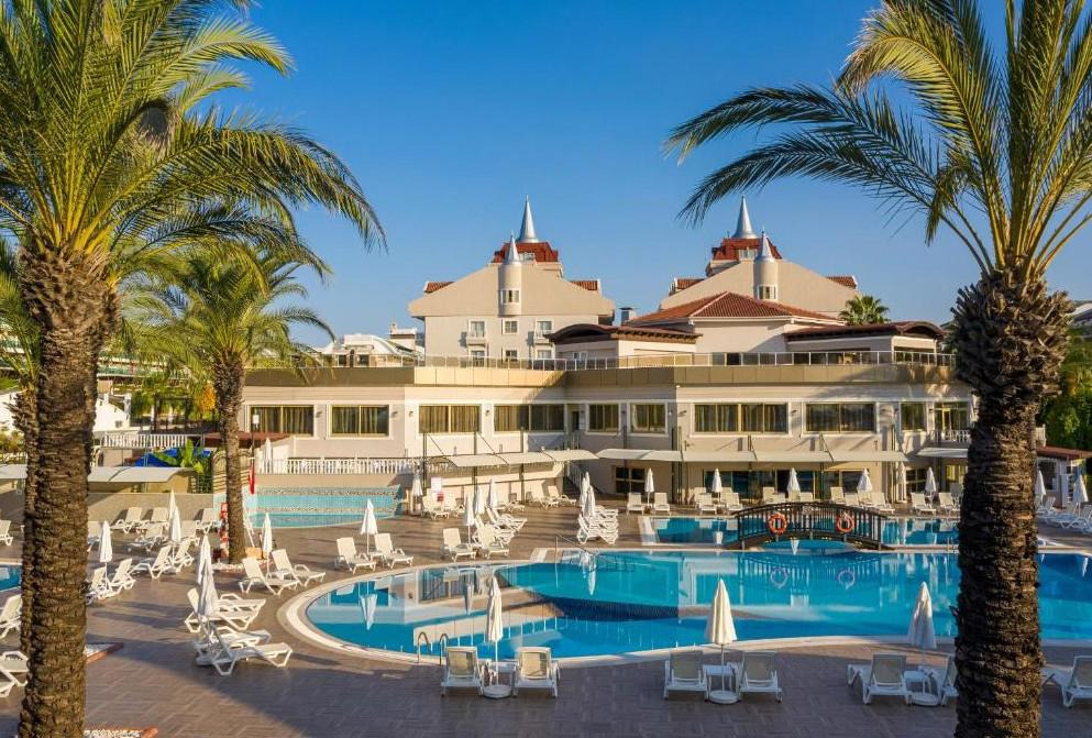 Hotel Aydinbey Famous Resort