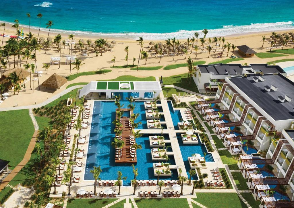 Dreams Onyx Resort and Spa