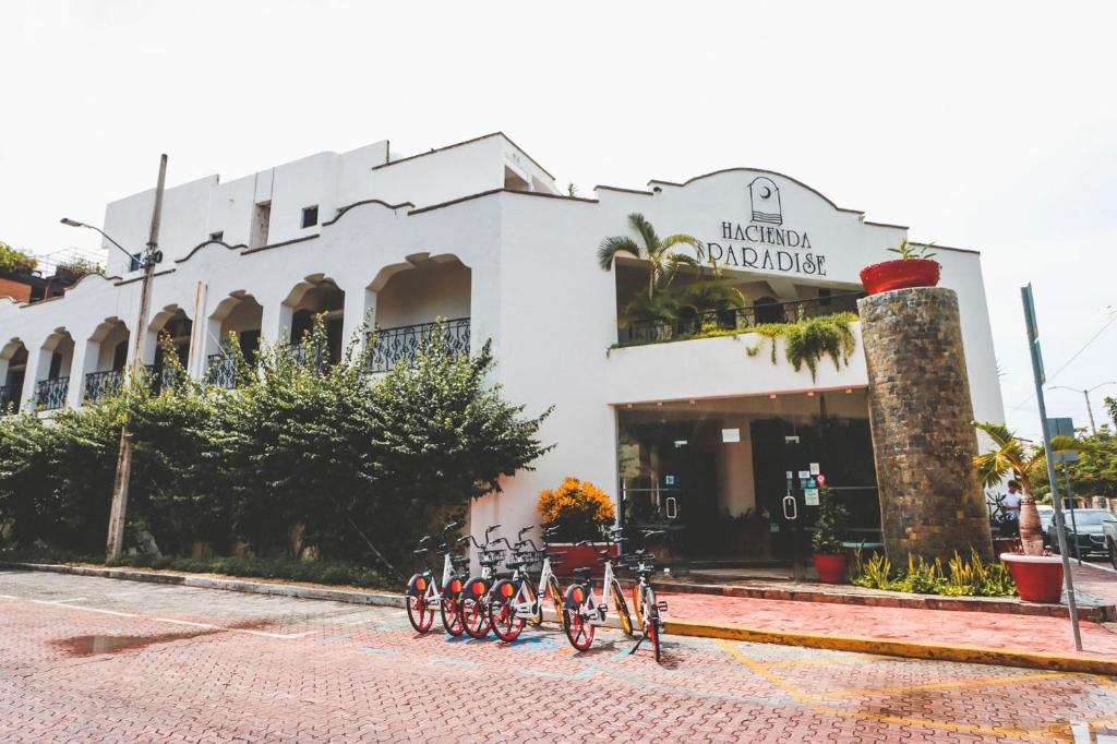 Hacienda Paradise
