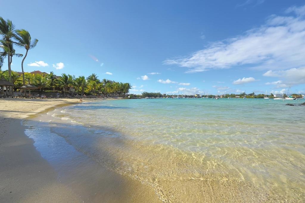 Mauricia Beachcomber Resort and Spa