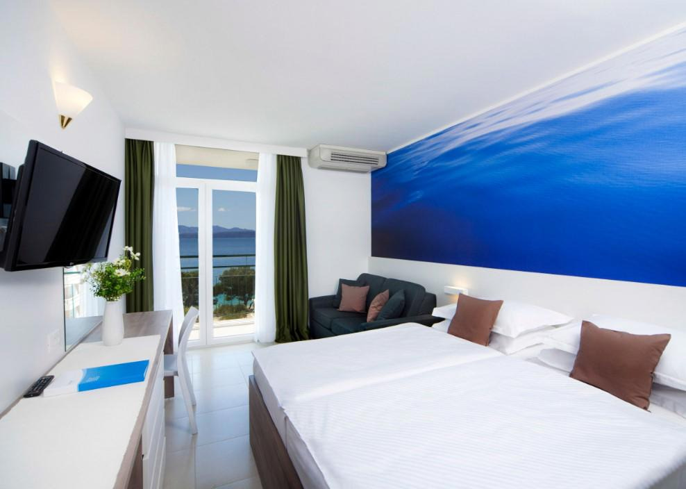 Hotel Bluesun Neptun and depandans Maslinik