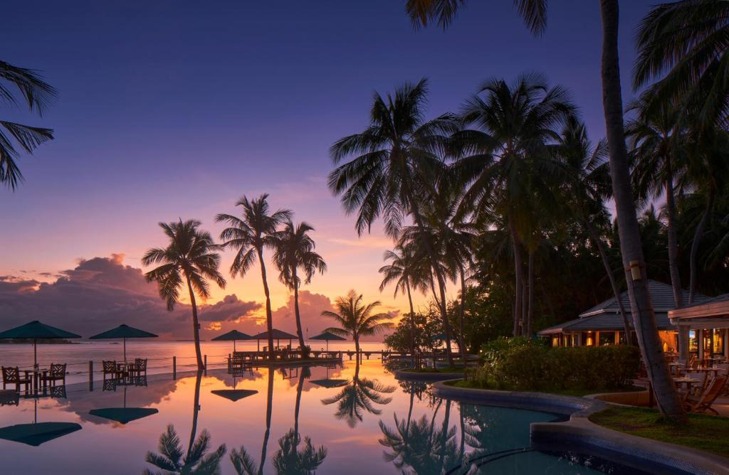 Royal Island Resort and Spa