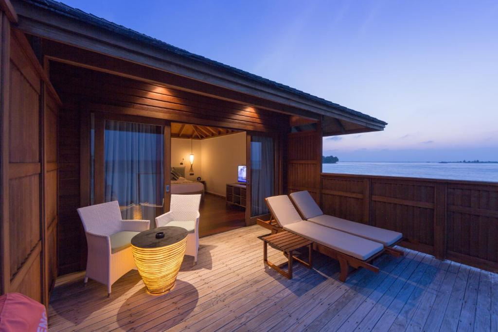 Vilamendhoo Island Resort and Spa