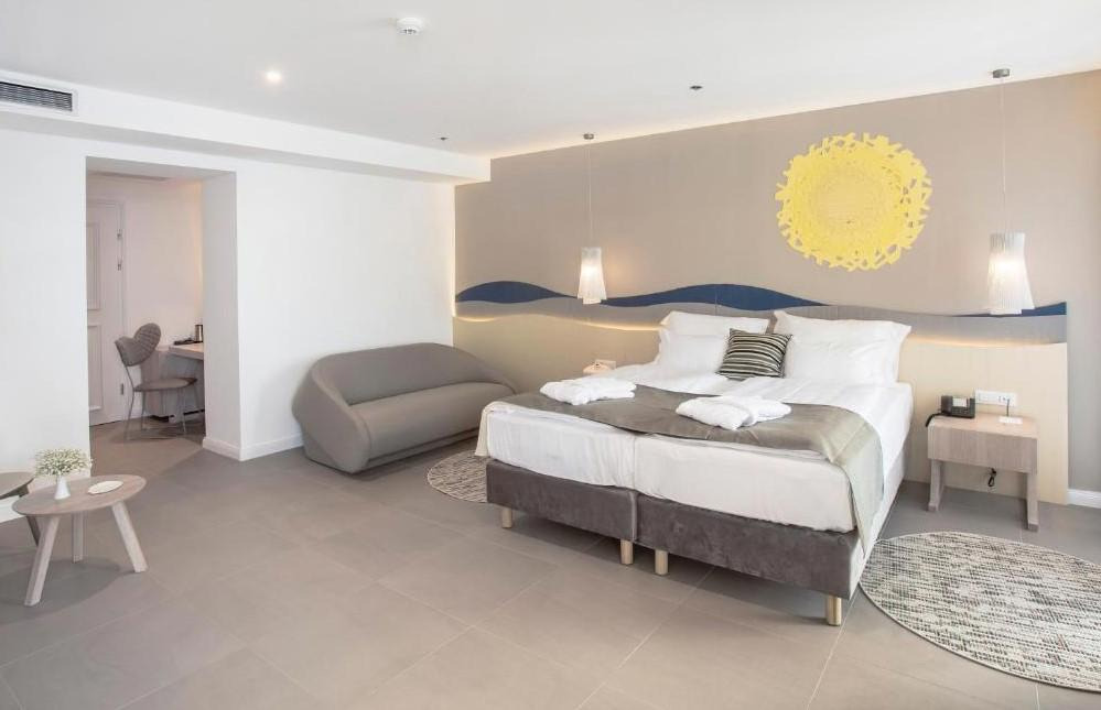 Hotel Bluesun Jadran