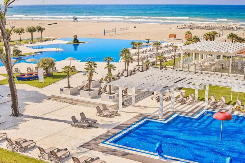 Hotel Azul Beach Resort