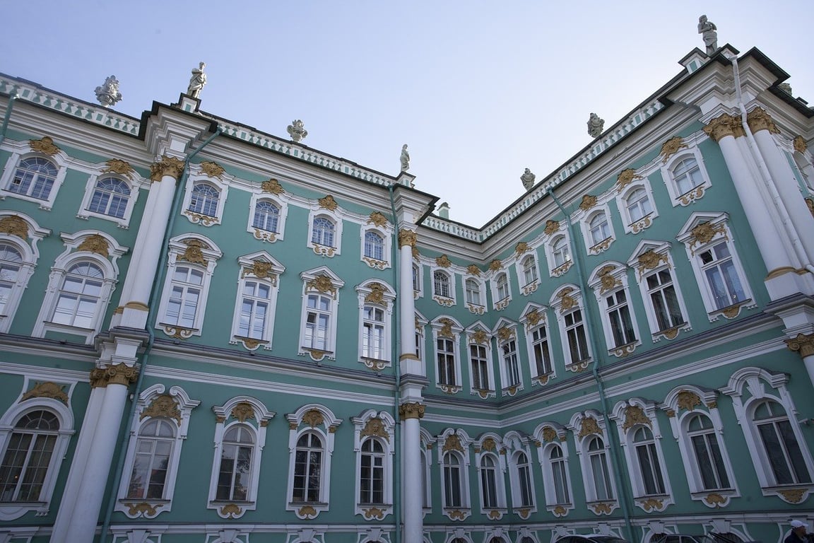 Sankt Peterburg i Moskva