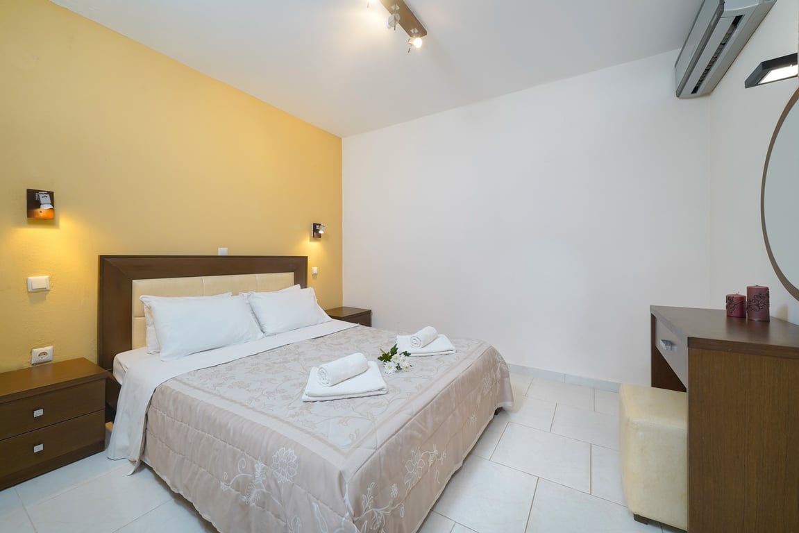 Ilias Apartments