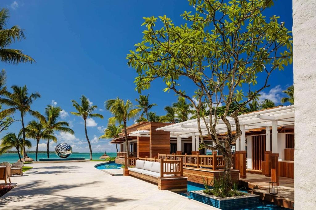One and Only Le Saint Geran