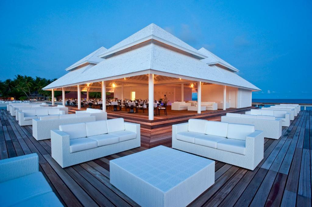 Diamonds Thudufushi