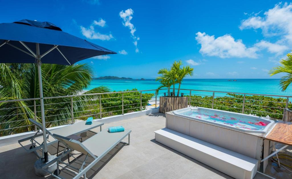 Acajou Beach Resort