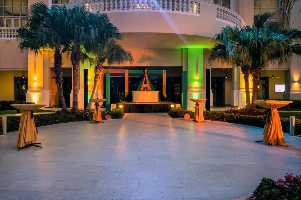 Iberostar Waves Rose Hall Beach