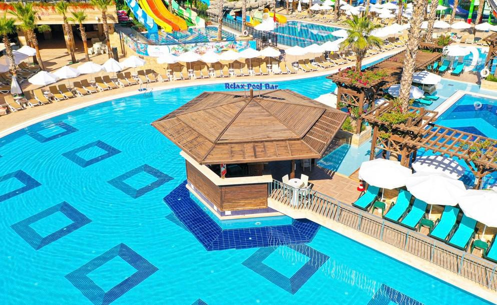 Hotel Crystal Sunset Luxury Resort & Spa 