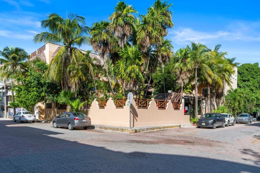 Riviera Del Sol