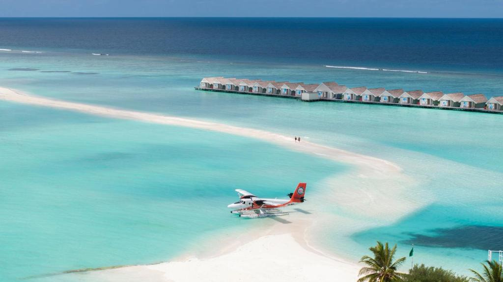 Lux South Ari Atoll