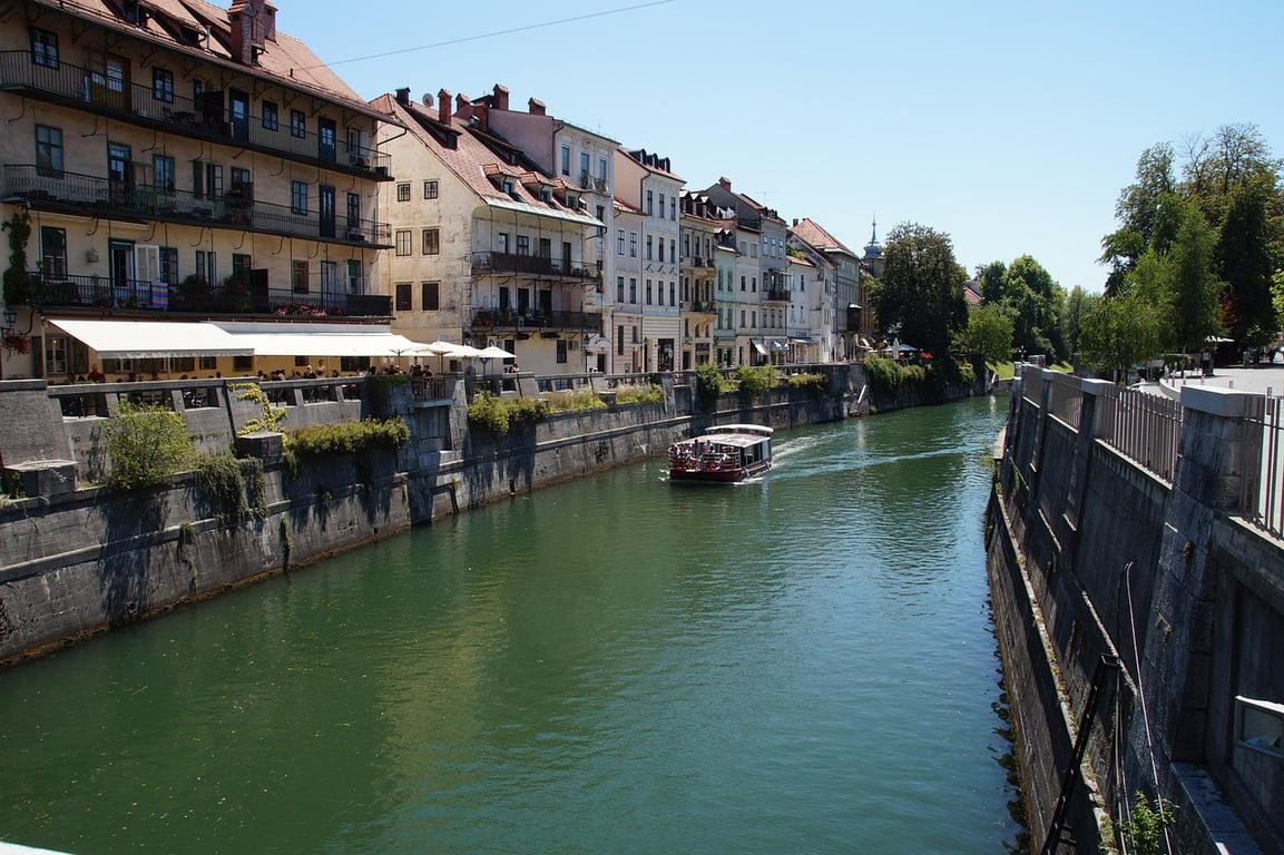 Slovenija - Skijanje i sankanje