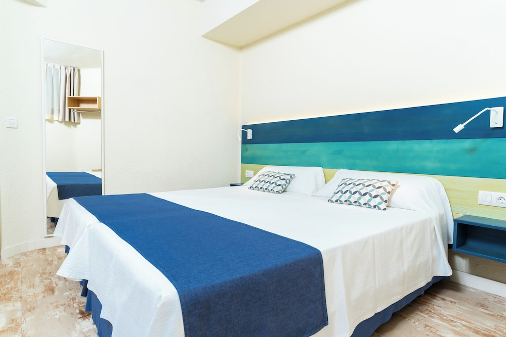 HOVIMA La Pinta Beachfront Family Hotel