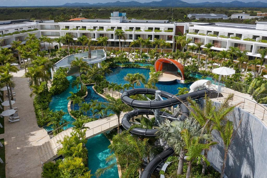 Dreams Onyx Resort and Spa