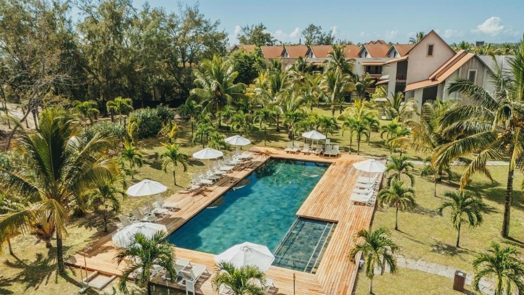 Crystals Beach Resort Belle Mare