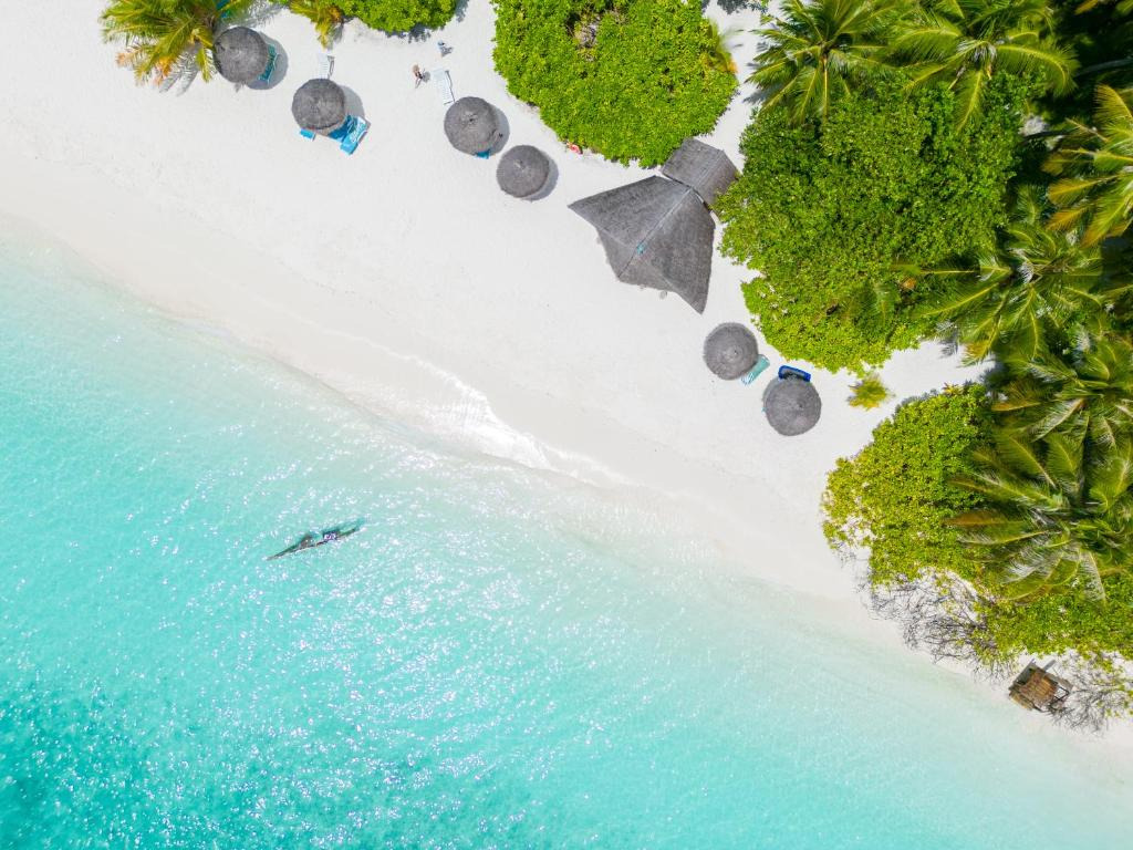 Fihalhohi Island Resort