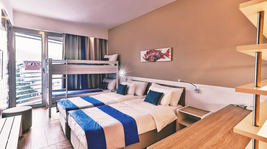 Hotel Carine Hotel Delfin