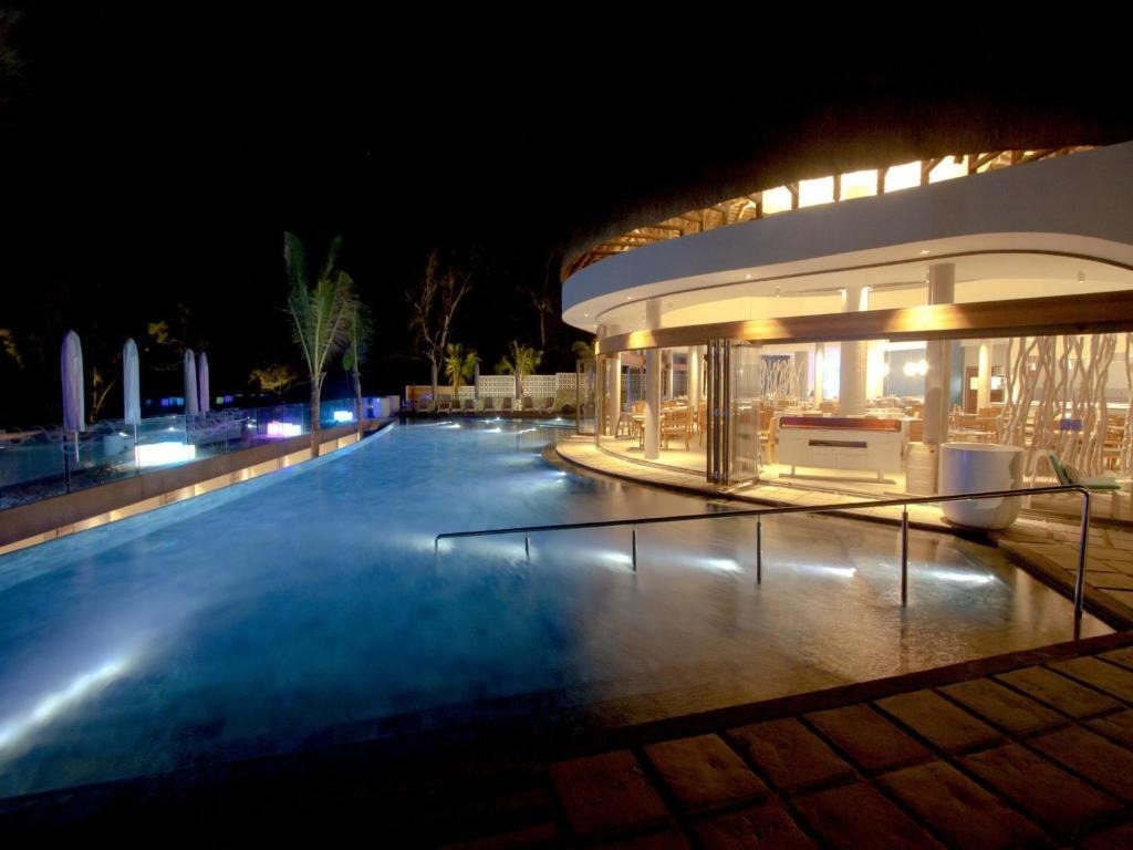 Radisson Blu Poste Lafayette Resort