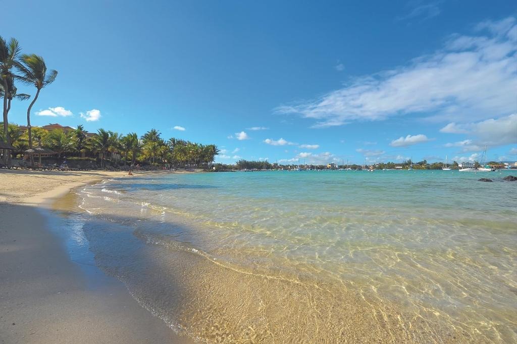 Mauricia Beachcomber Resort and Spa