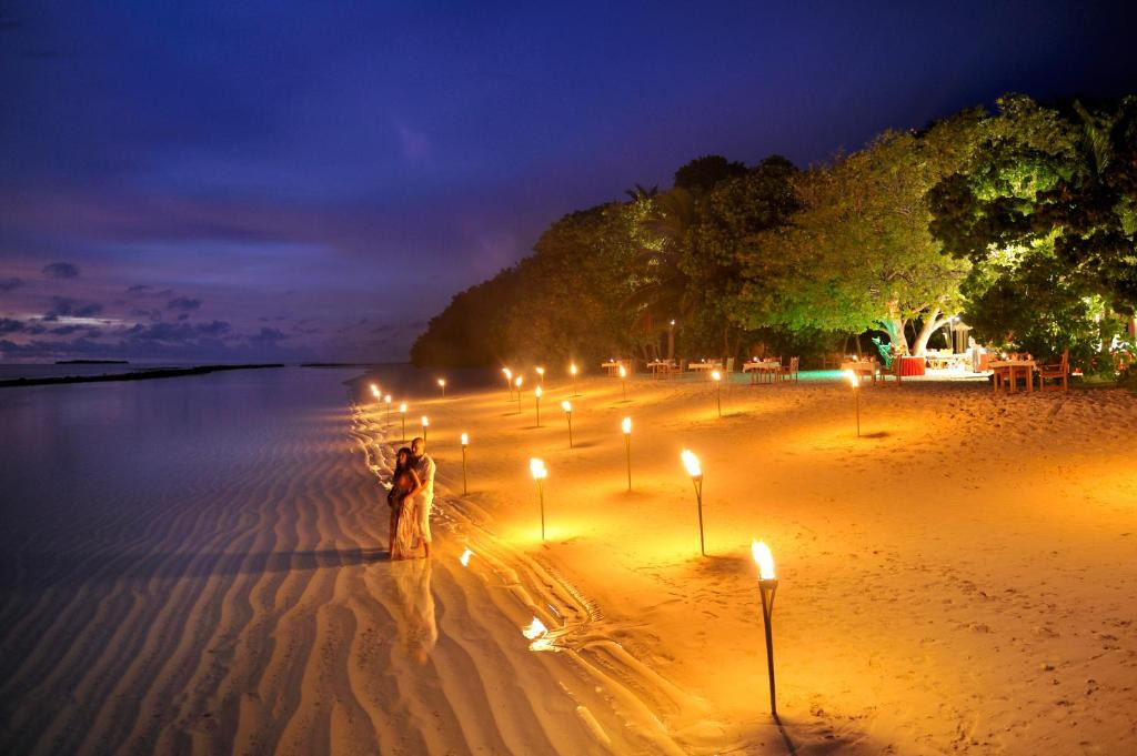 Royal Island Resort and Spa