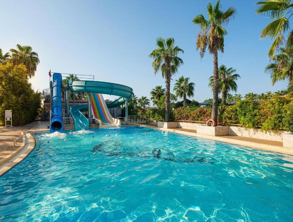 Hotel Aydinbey Famous Resort