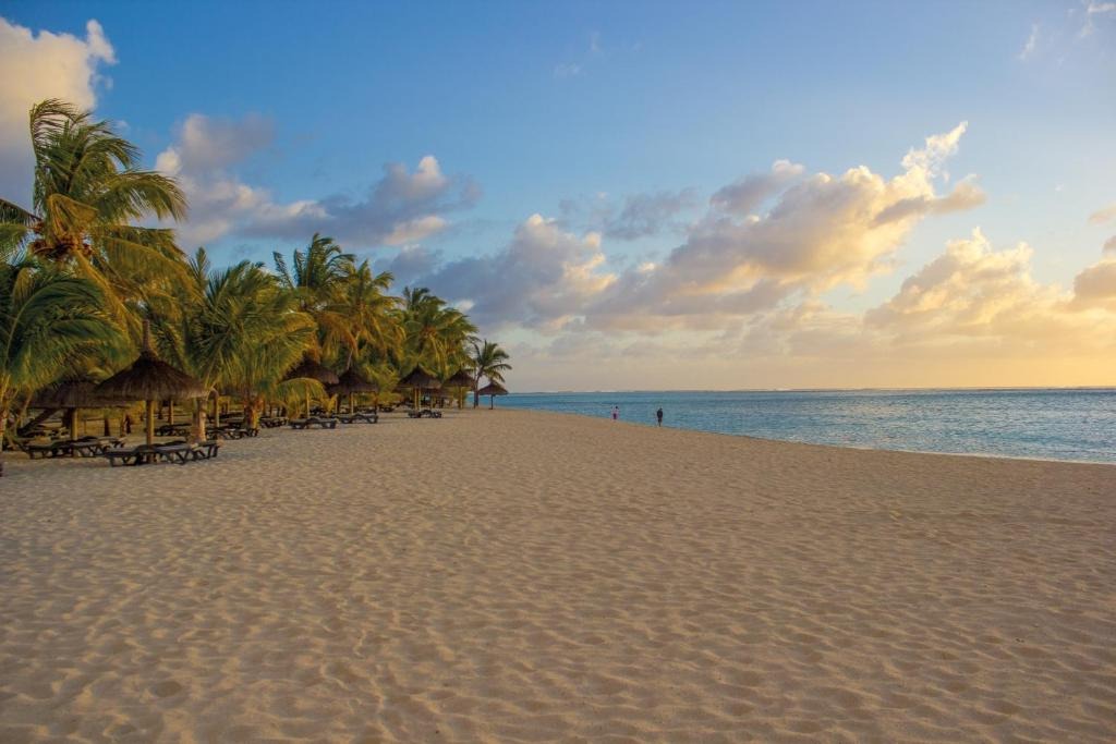 Dinarobin Beachcomber Golf and Spa