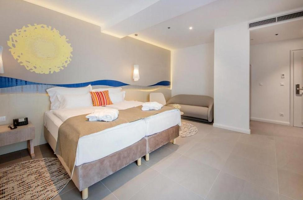 Hotel Bluesun Jadran