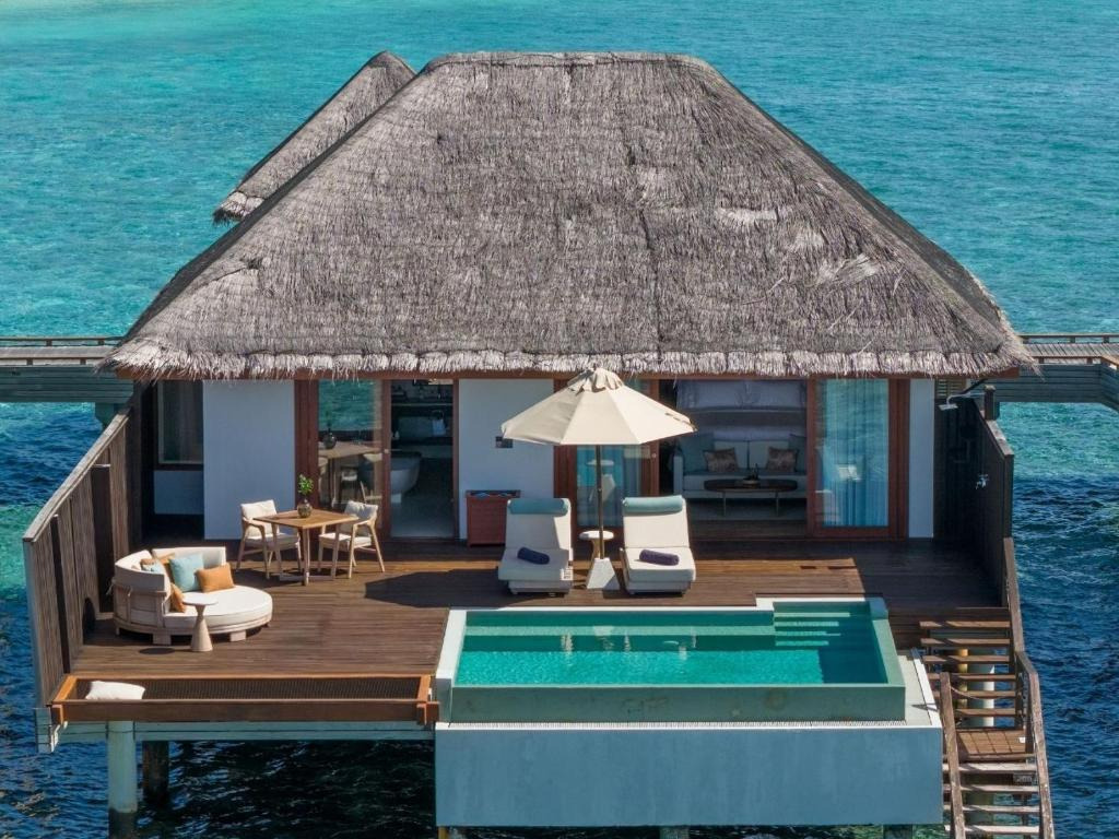 Dusit Thani Maldives