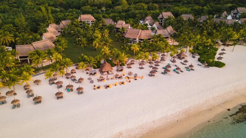 Dinarobin Beachcomber Golf and Spa