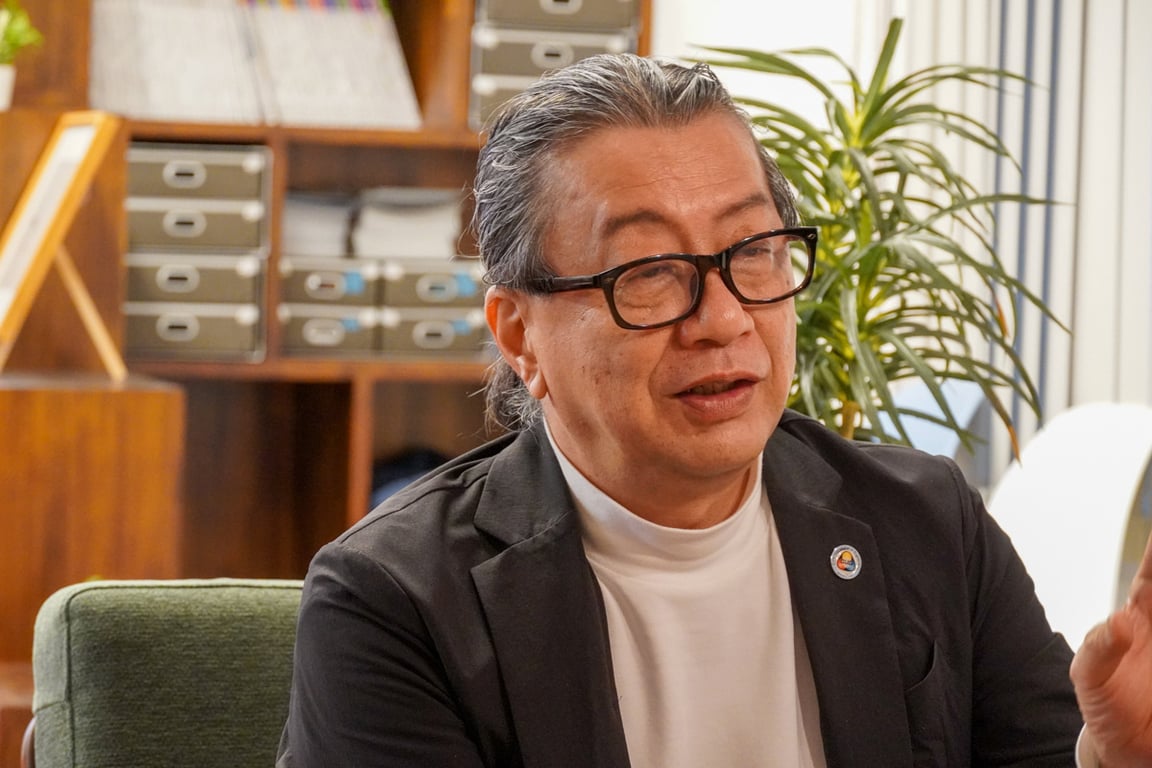 インタビューイー伊賀さんの写真