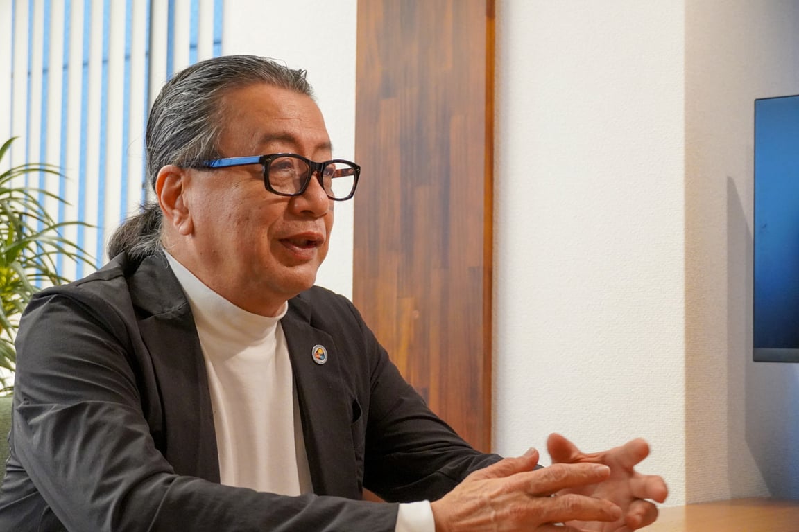 インタビューイー伊賀さんの写真