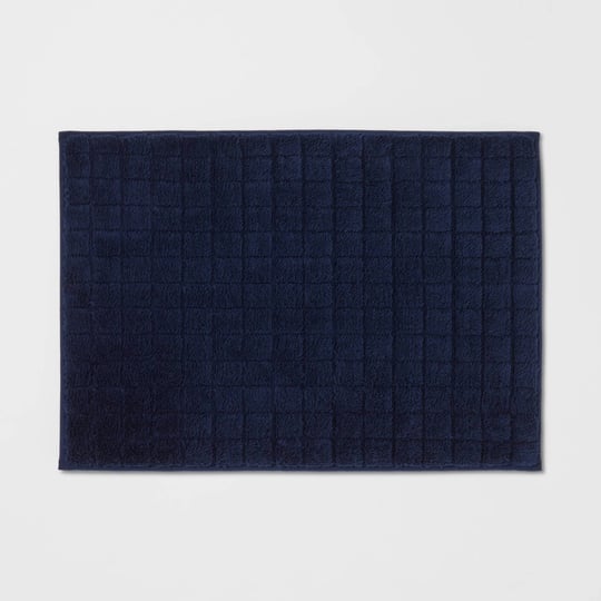 17x24-velveteen-grid-memory-foam-bath-rug-navy-blue-room-essentials-1