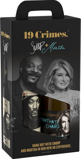 19-crimes-snoop-martha-1