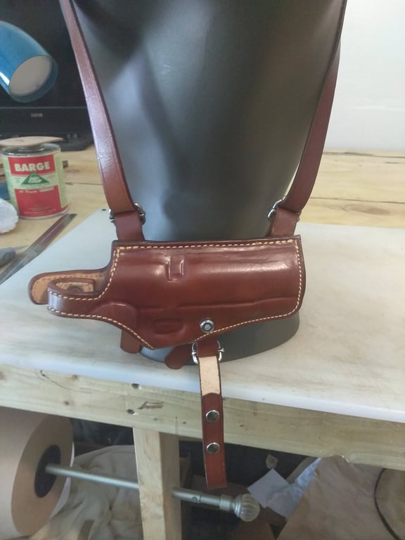 1911-colt-shoulder-holster-with-double-magazine-right-hand-draw-in-brown-leather-new-made-in-usa-1