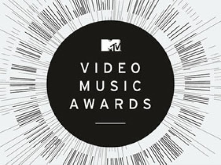 2014-mtv-video-music-awards-tt3878844-1