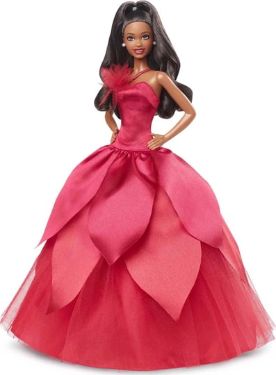2022-holiday-barbie-doll-1