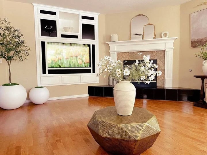 36-inch-diamond-shape-drum-coffee-table-octagon-top-faceted-textured-sides-aluminum-antique-brass-1